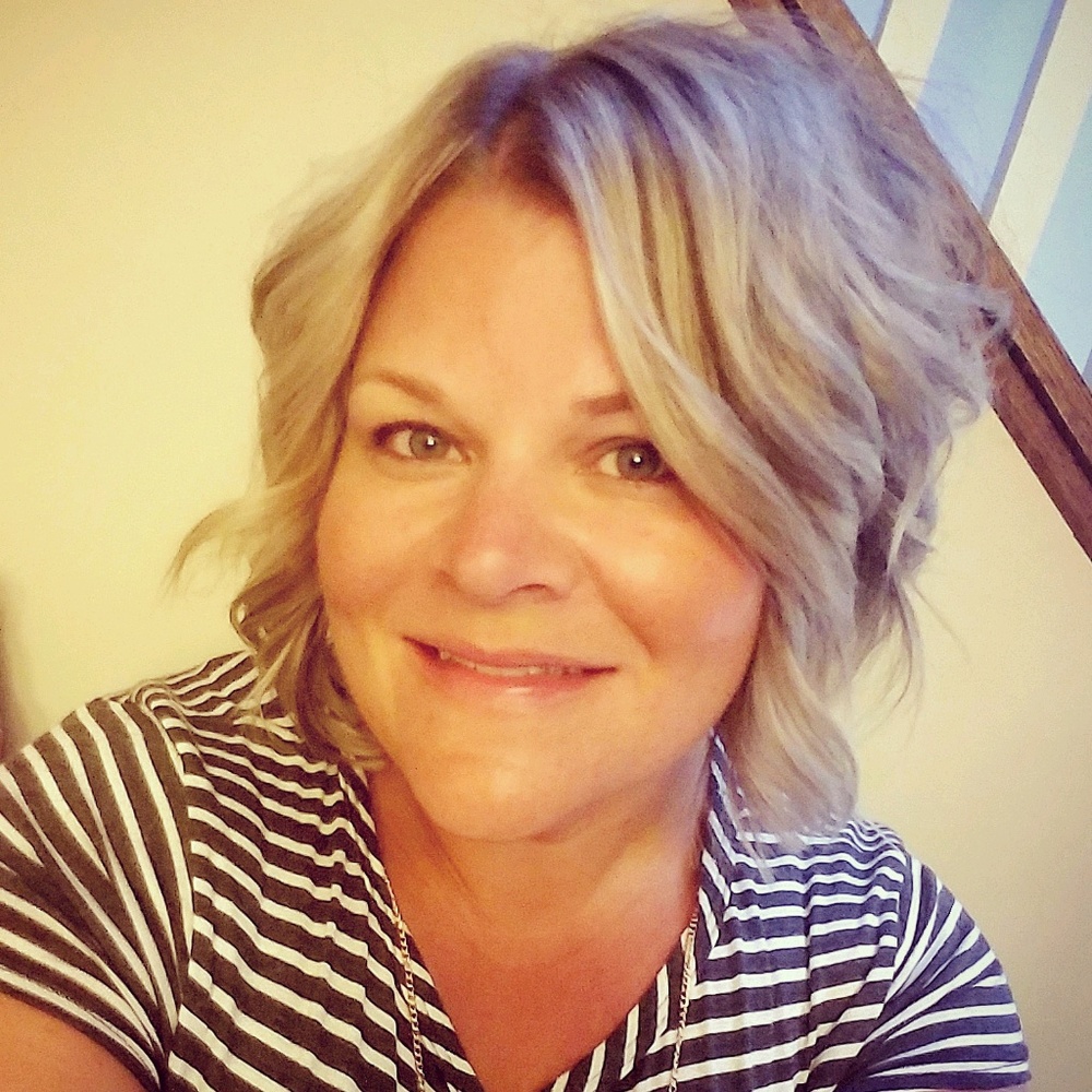 Meet your Posher, Angie